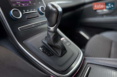 Мінівен Renault Grand Scenic 2017 в 