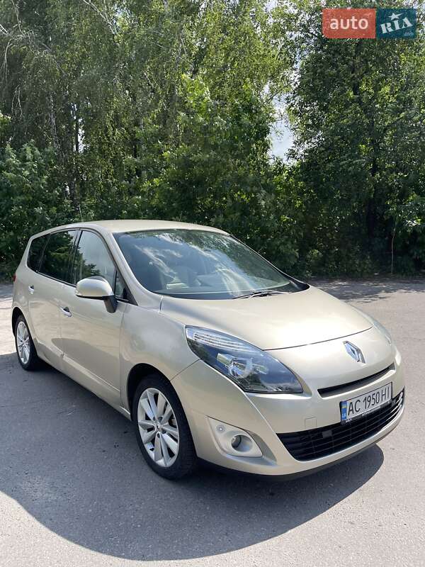 Renault Grand Scenic 2010