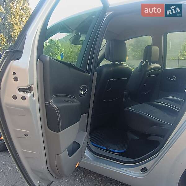 Мінівен Renault Grand Scenic 2006 в Рокитному фото 4 Мінівен Renault Grand Scenic 2006 в Рокитному