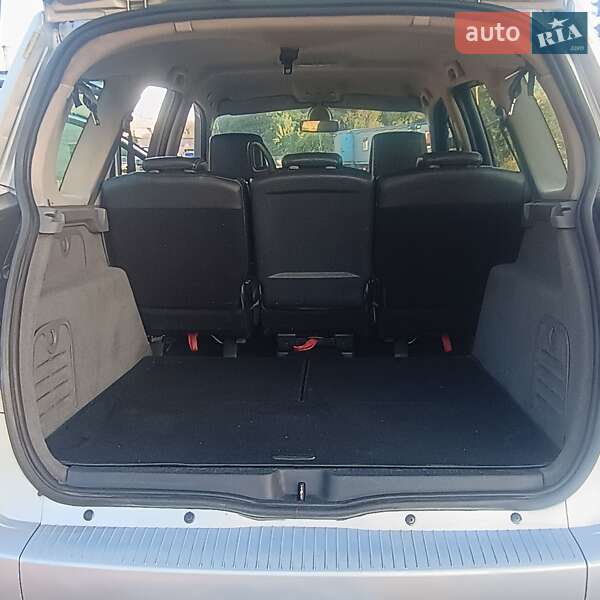 Мінівен Renault Grand Scenic 2006 в Рокитному фото 12 Мінівен Renault Grand Scenic 2006 в Рокитному