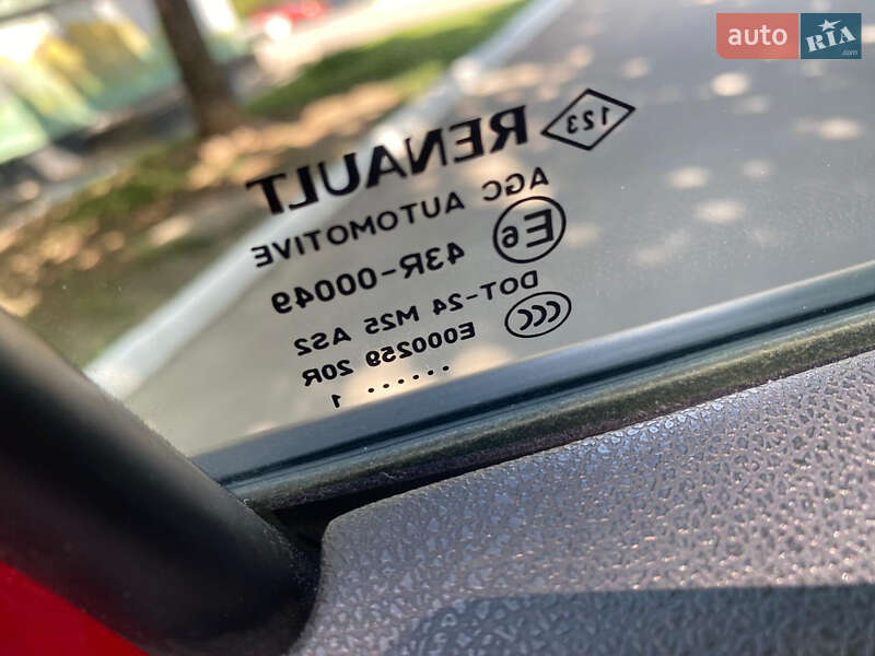 Мінівен Renault Grand Scenic 2011 в Рівному фото 14 Мінівен Renault Grand Scenic 2011 в Рівному