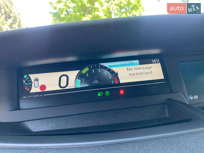 Мінівен Renault Grand Scenic 2011 в Рівному фото 31 Мінівен Renault Grand Scenic 2011 в Рівному