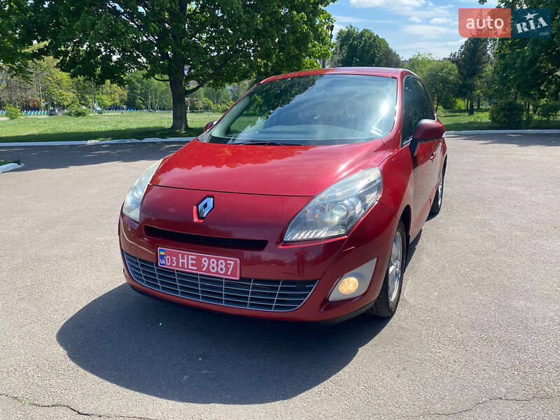Мінівен Renault Grand Scenic 2011 в Рівному фото 65 Мінівен Renault Grand Scenic 2011 в Рівному