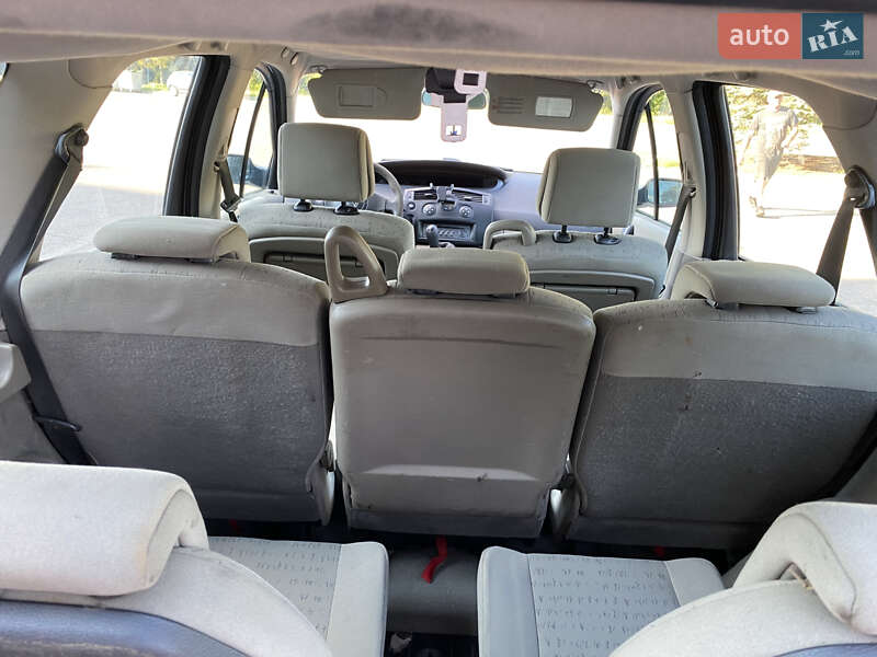 Минивэн Renault Grand Scenic 2004 в Ровно