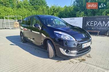 Мінівен Renault Grand Scenic 2012 в  фото 3 Мінівен Renault Grand Scenic 2012 в