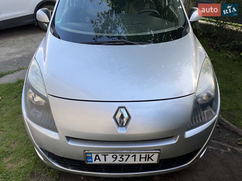 Renault Grand Scenic 2010