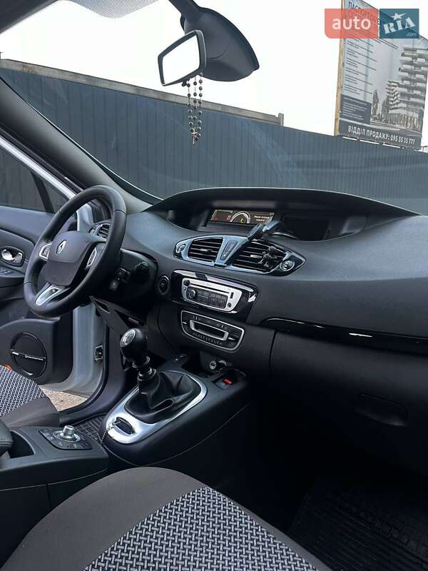Минивэн Renault Grand Scenic 2012 в Ужгороде