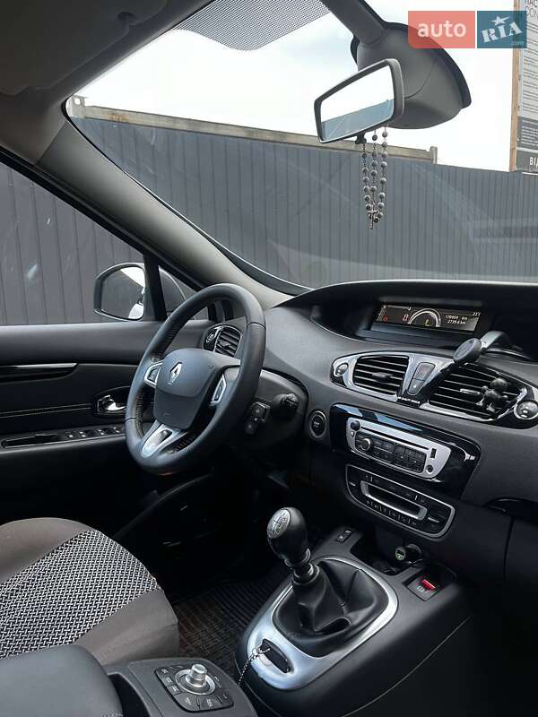 Минивэн Renault Grand Scenic 2012 в Ужгороде