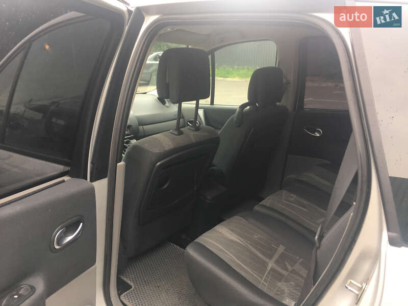 Мінівен Renault Grand Scenic 2005 в Фастові