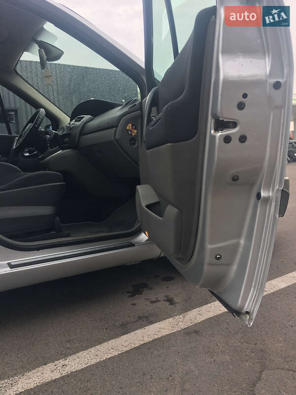 Мінівен Renault Grand Scenic 2005 в Фастові