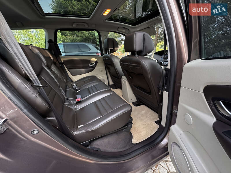 Минивэн Renault Grand Scenic 2010 в Дрогобыче