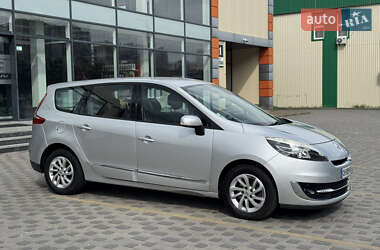 Минивэн Renault Grand Scenic 2012 в 