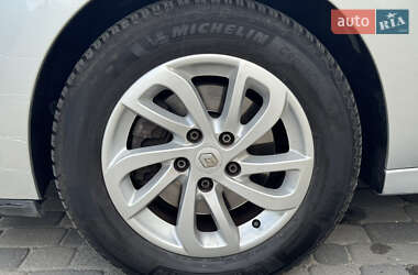 Минивэн Renault Grand Scenic 2012 в 