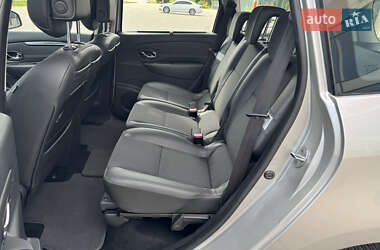 Минивэн Renault Grand Scenic 2012 в 