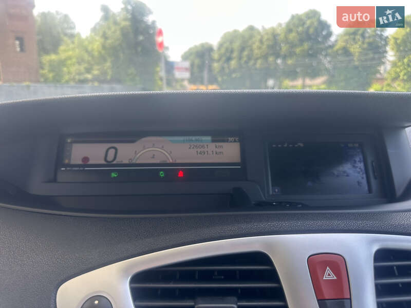 Минивэн Renault Grand Scenic 2009 в Житомире
