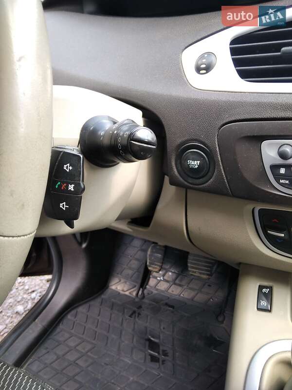 Минивэн Renault Grand Scenic 2010 в Бориславе