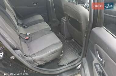 Минивэн Renault Grand Scenic 2014 в 