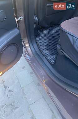 Мінівен Renault Grand Scenic 2012 в 