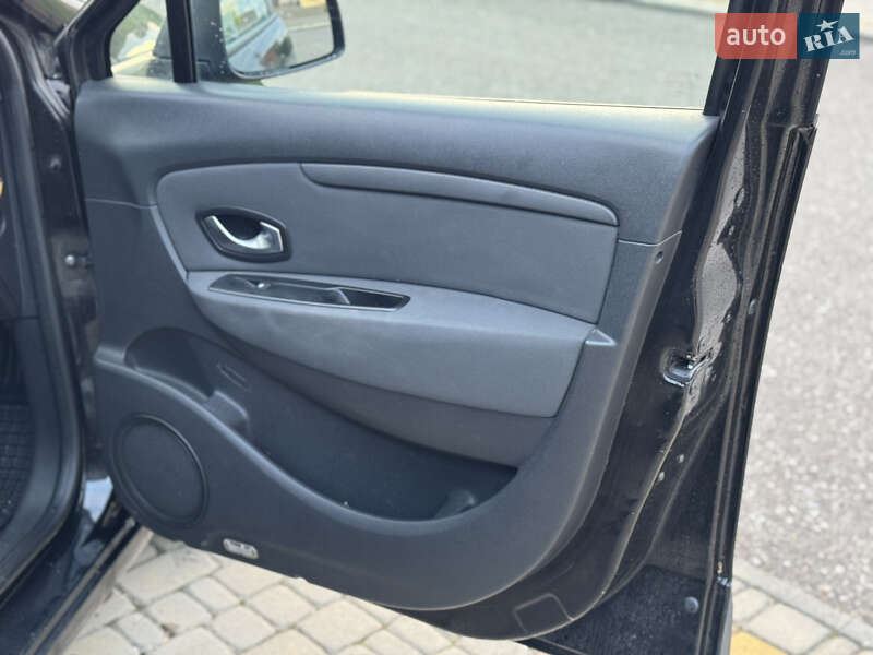 Минивэн Renault Grand Scenic 2010 в Самборе фото 41 Минивэн Renault Grand Scenic 2010 в Самборе