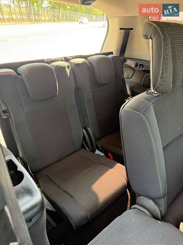 Минивэн Renault Grand Scenic 2009 в Подгородном