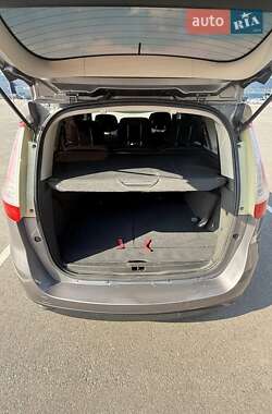 Минивэн Renault Grand Scenic 2009 в 