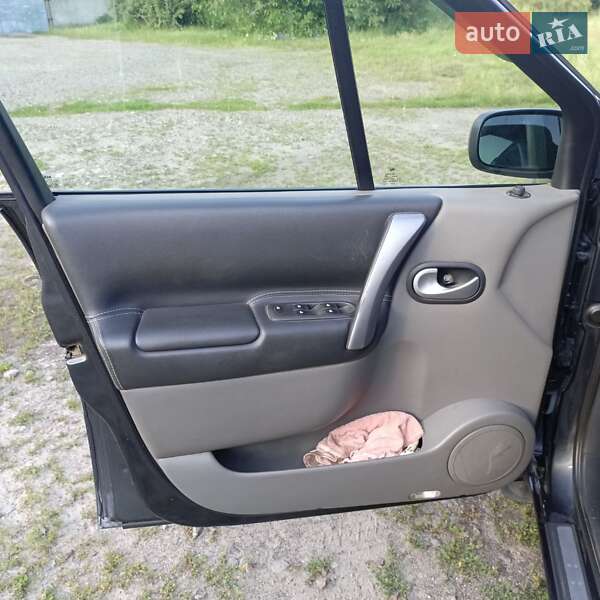 Минивэн Renault Grand Scenic 2008 в Путивле