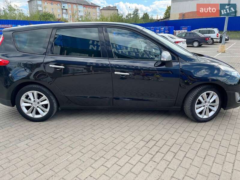 Мінівен Renault Grand Scenic 2011 в Івано-Франківську