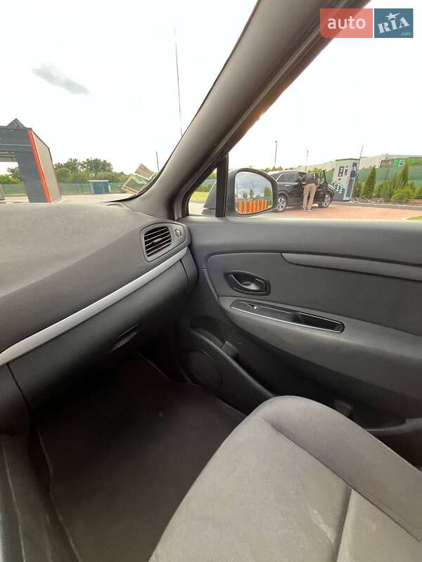 Минивэн Renault Grand Scenic 2011 в Виннице