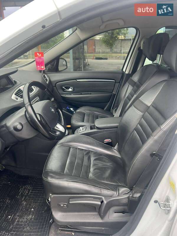 Минивэн Renault Grand Scenic 2010 в Днепре