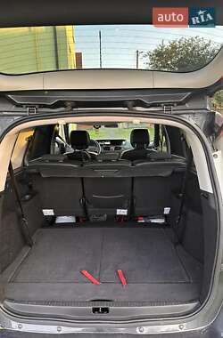 Минивэн Renault Grand Scenic 2011 в 