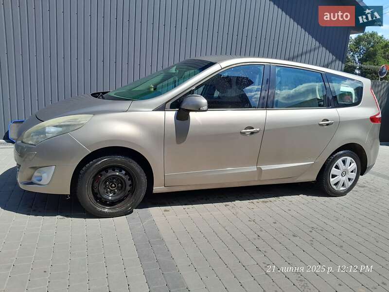 Минивэн Renault Grand Scenic 2009 в Рожнятове