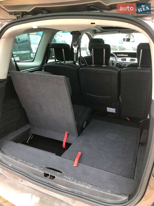 Минивэн Renault Grand Scenic 2011 в Ковеле