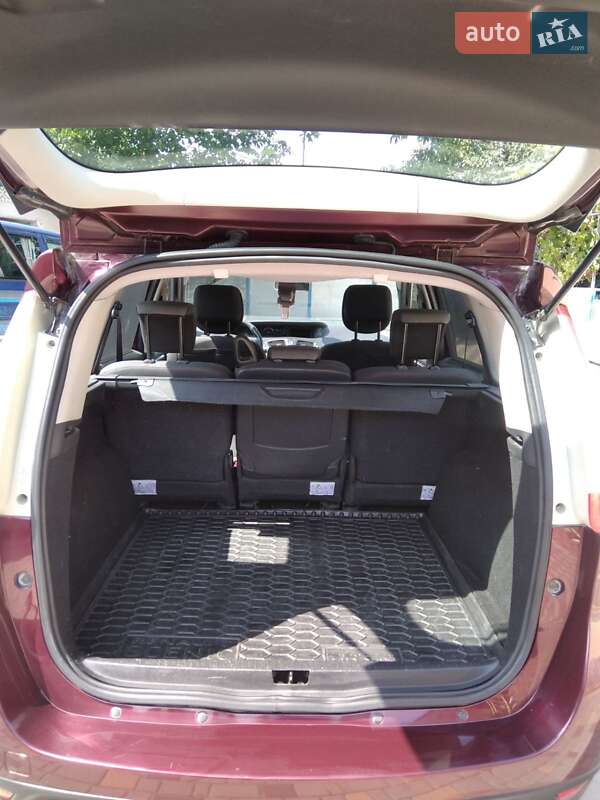 Мінівен Renault Grand Scenic 2012 в Кам'янець-Подільському