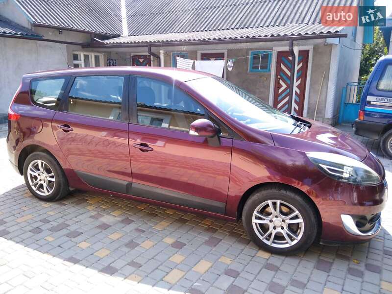 Мінівен Renault Grand Scenic 2012 в Кам'янець-Подільському