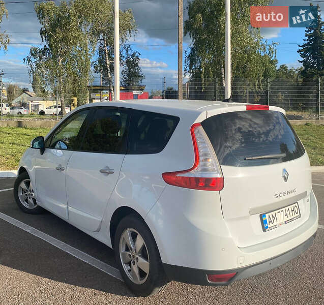 Renault Grand Scenic 2010