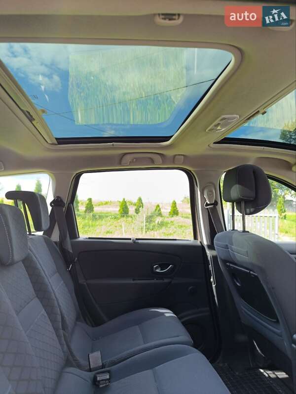 Минивэн Renault Grand Scenic 2010 в Каменке-Бугской