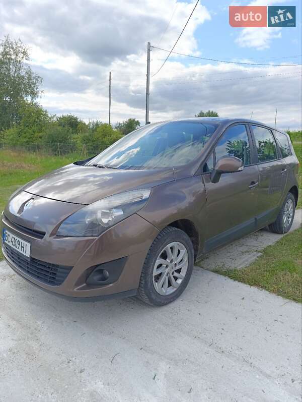 Минивэн Renault Grand Scenic 2010 в Каменке-Бугской