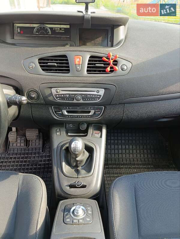 Минивэн Renault Grand Scenic 2010 в Каменке-Бугской