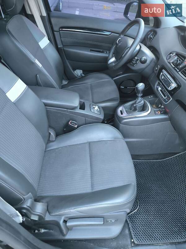 Минивэн Renault Grand Scenic 2012 в Харькове