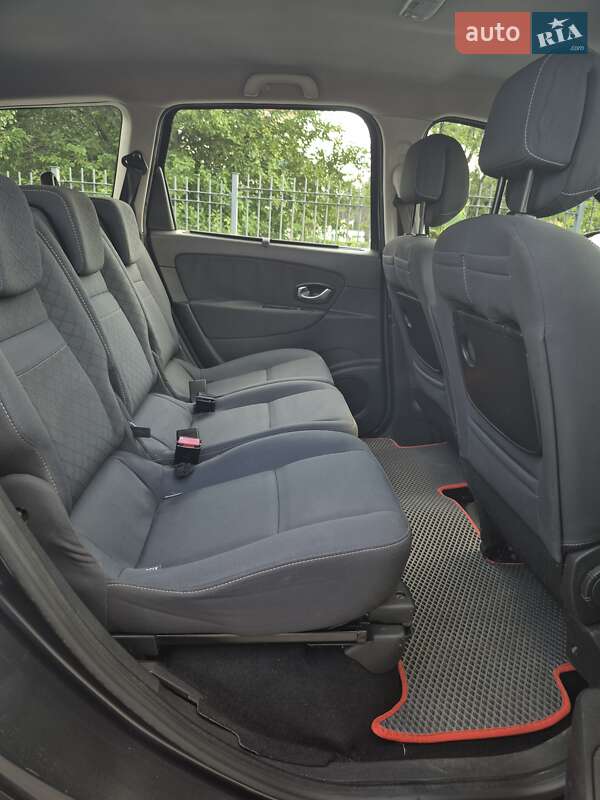 Минивэн Renault Grand Scenic 2010 в Вишневом