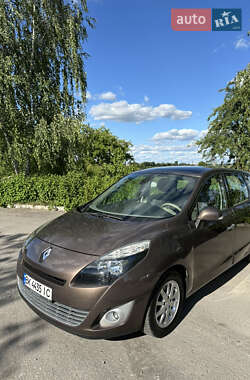 Минивэн Renault Grand Scenic 2010 в Ровно