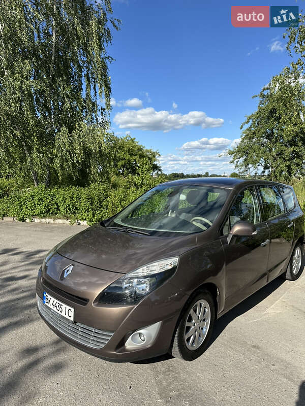 Renault Grand Scenic 2009