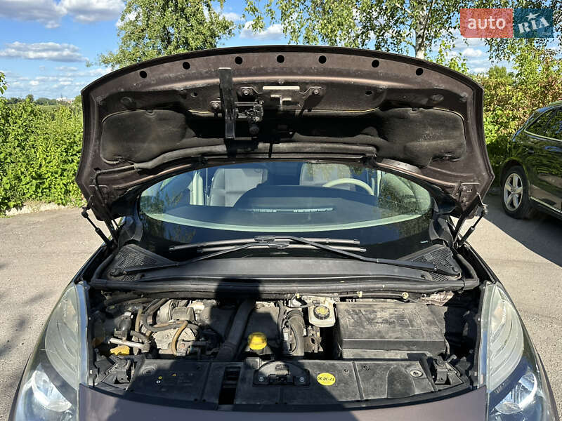 Минивэн Renault Grand Scenic 2009 в Ровно