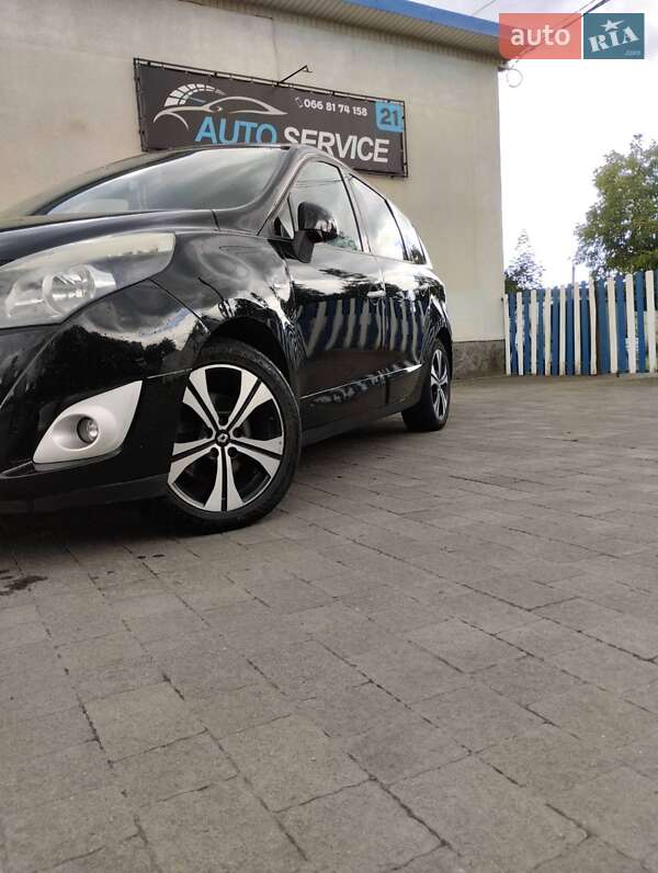 Минивэн Renault Grand Scenic 2011 в Стрые фото 5 Минивэн Renault Grand Scenic 2011 в Стрые