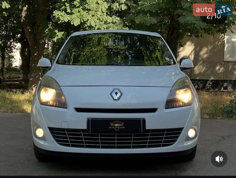 Renault Grand Scenic 2010 Renault Grand Scenic 2010