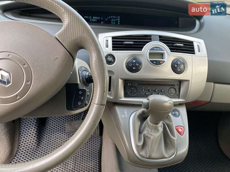 Минивэн Renault Grand Scenic 2005 в Ровно