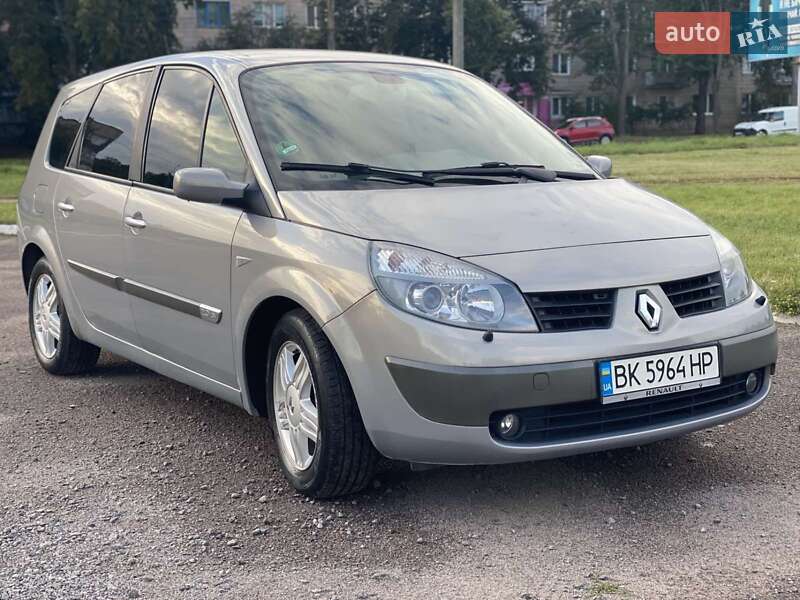 Минивэн Renault Grand Scenic 2005 в Ровно