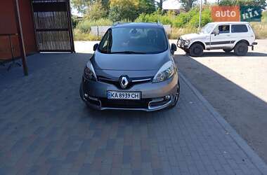 Минивэн Renault Grand Scenic 2016 в 
