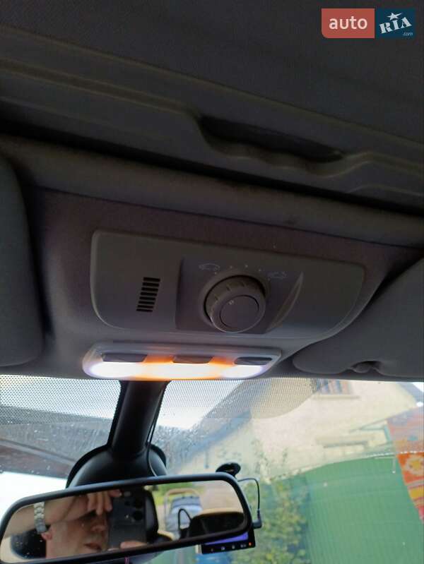 Мінівен Renault Grand Scenic 2015 в Пустомитах