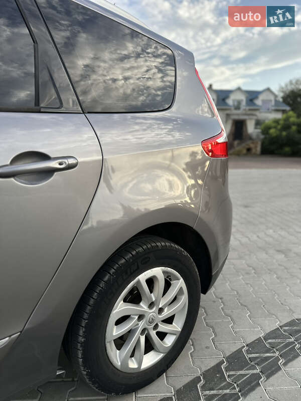 Мінівен Renault Grand Scenic 2015 в Мостиській